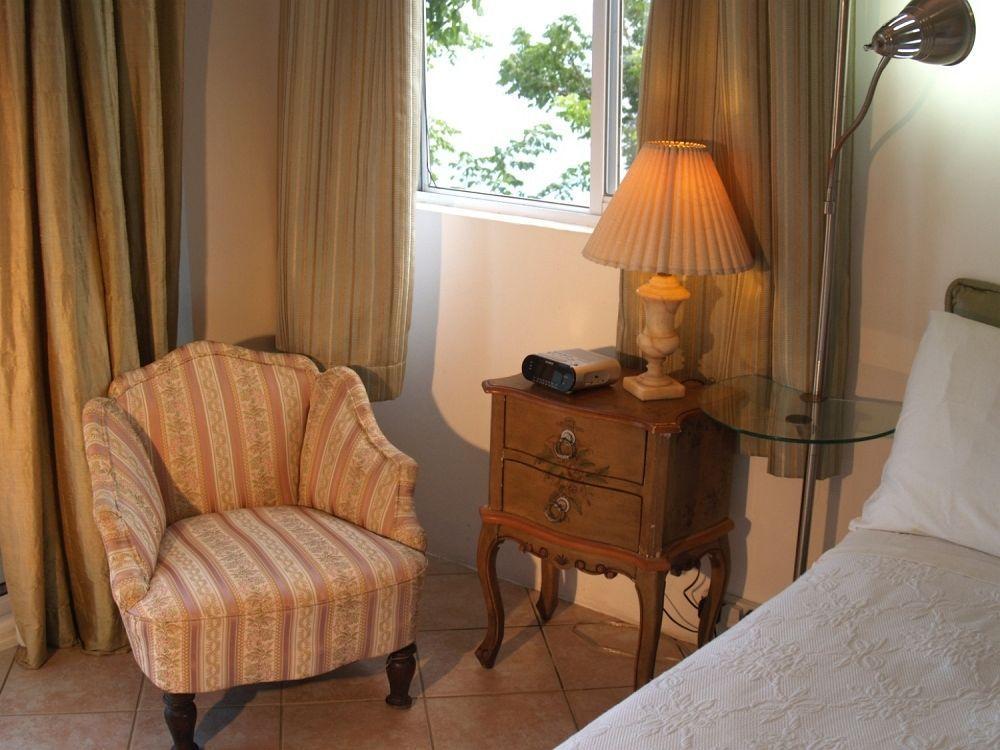 Nature'S Paradise Bed and Breakfast Marigot Bay Esterno foto