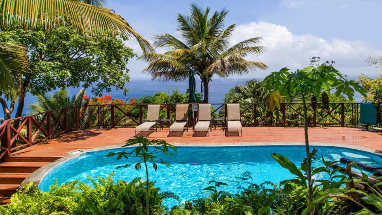Nature'S Paradise Bed and Breakfast Marigot Bay Esterno foto